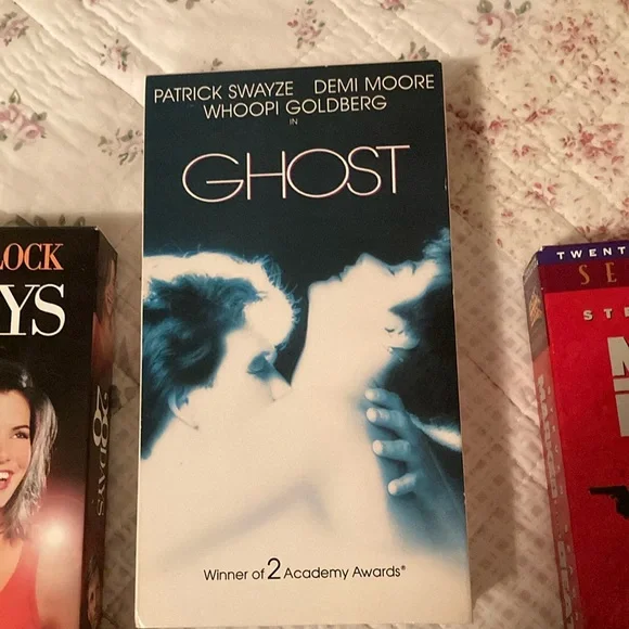 Collection of Classic Movie VHS Tapes - Picture 3 of 6